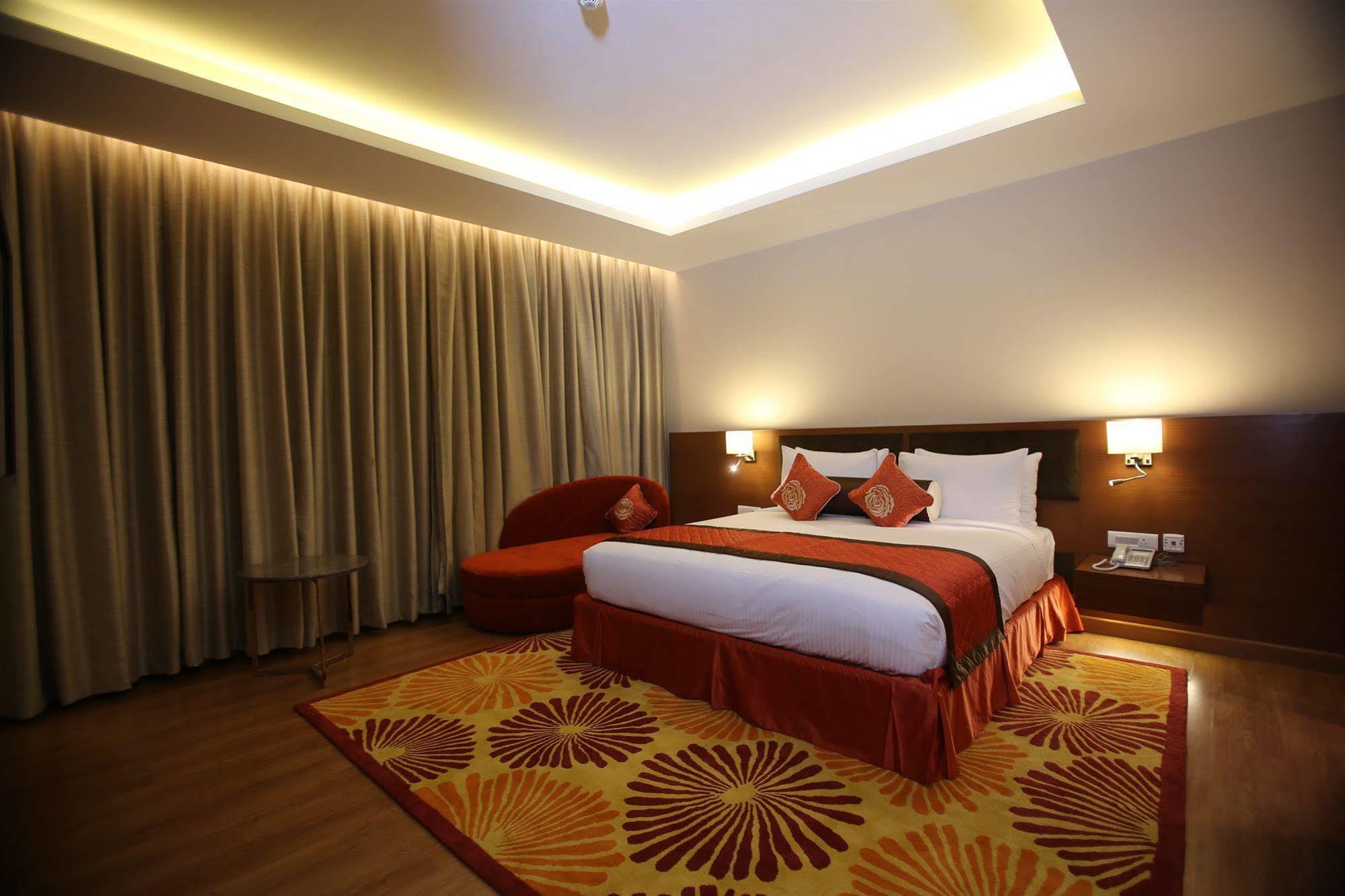 Country Inn & Suites By Radisson, 密拉特 外观 照片